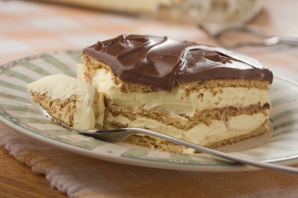 Isteni sütemény, és még a sütőt se kell bekapcsolni! Gyors recept!